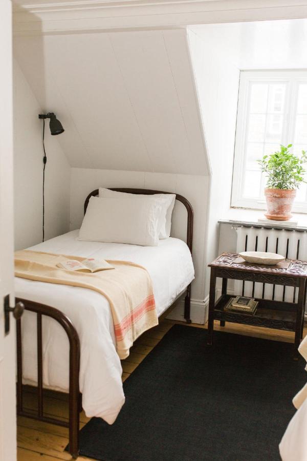 Le Vieux Presbytere Saint-Vallier Eksteriør billede